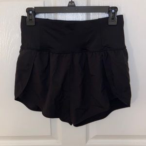 Black Lovetree athletic shorts, Medium